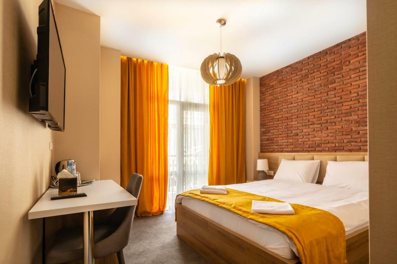 Hotel London Batum Dış mekan fotoğraf